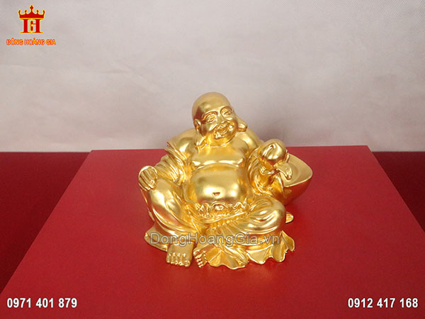 Tượng đồng Phật Di Lặc ngồi tay cầm trái đào dát vàng 24K